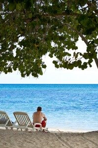 alone-199x300-9846322