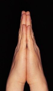hands-177x300-8317866